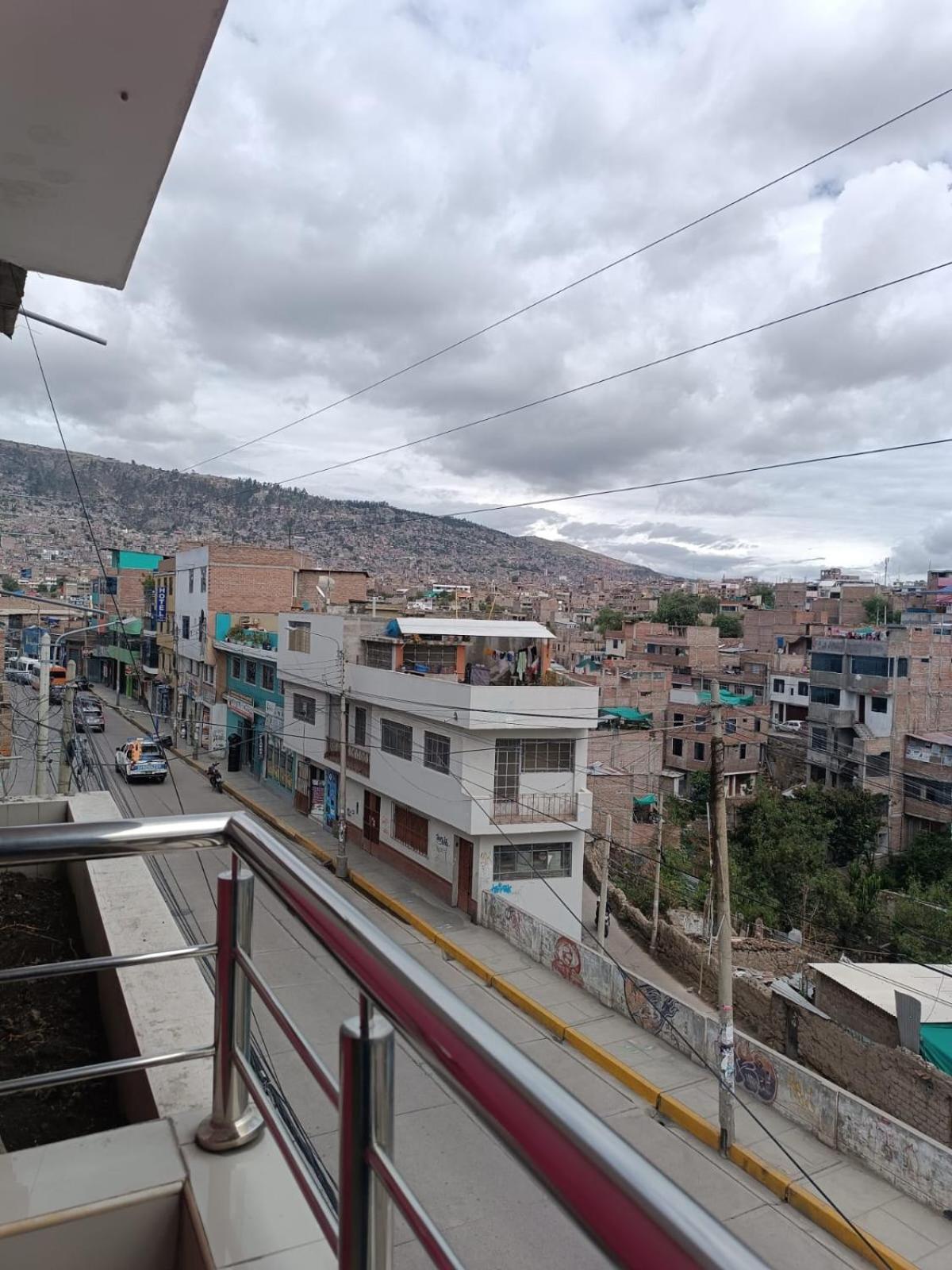 Hostal Yuraq Wasi 596 أياكوتشو المظهر الخارجي الصورة